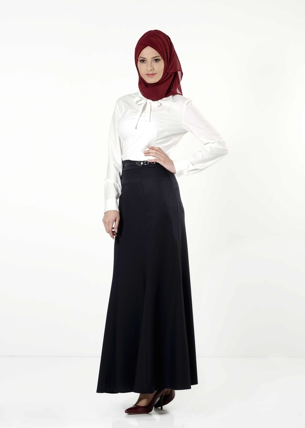 Tesettür giyim LACİVERT BALIK KESİM ETEK 6788 