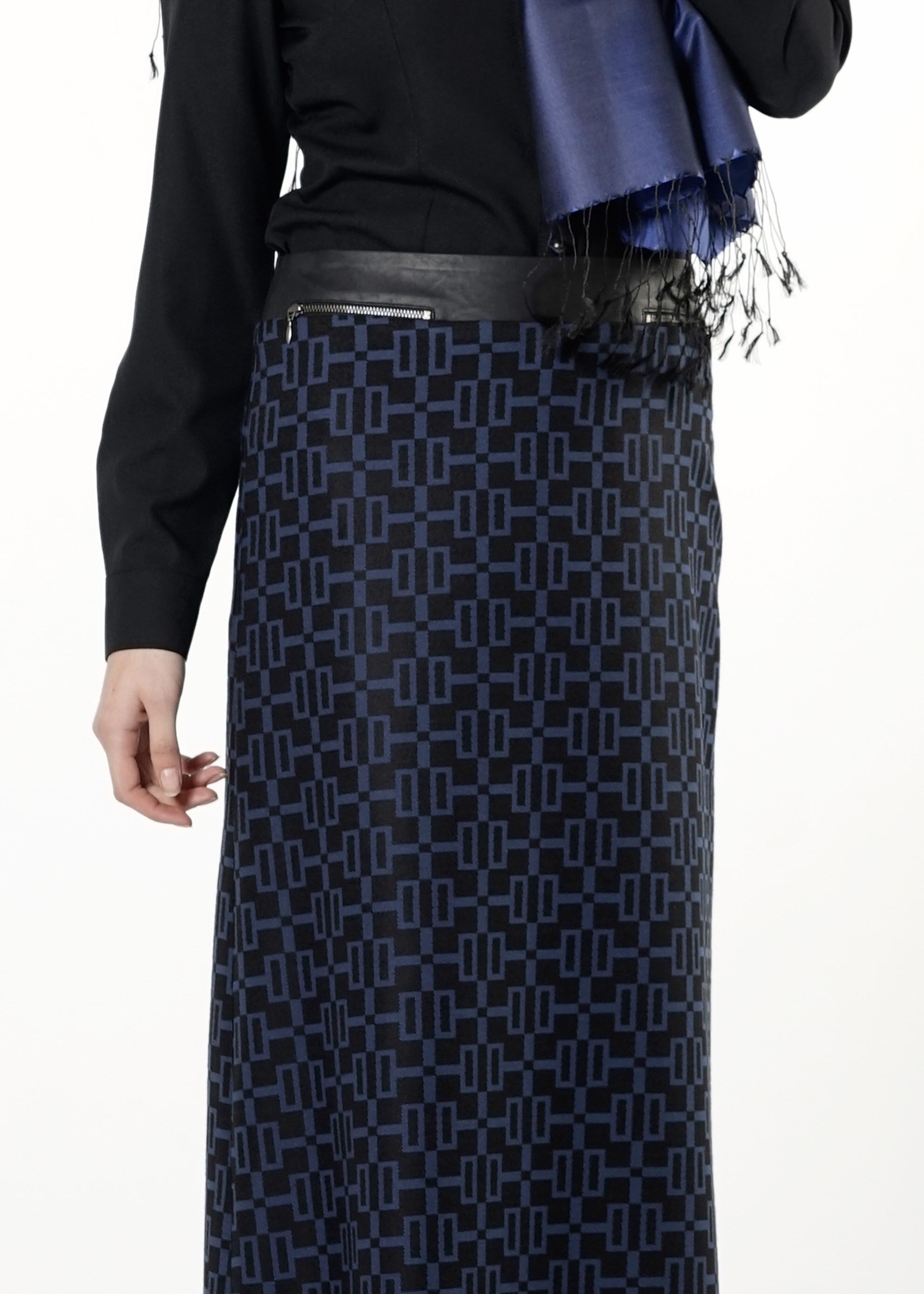 Tesettür giyim LACİVERT DESENLİ ETEK 6791 