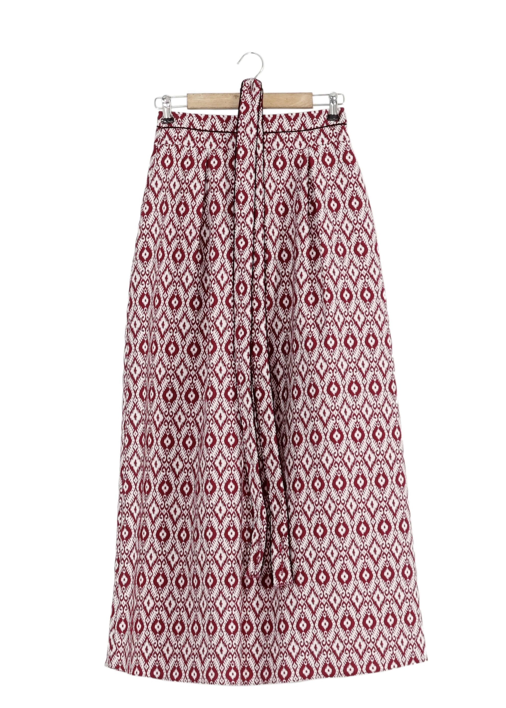 Tesettür giyim BORDO DESENLİ ASKILI ETEK 6800 