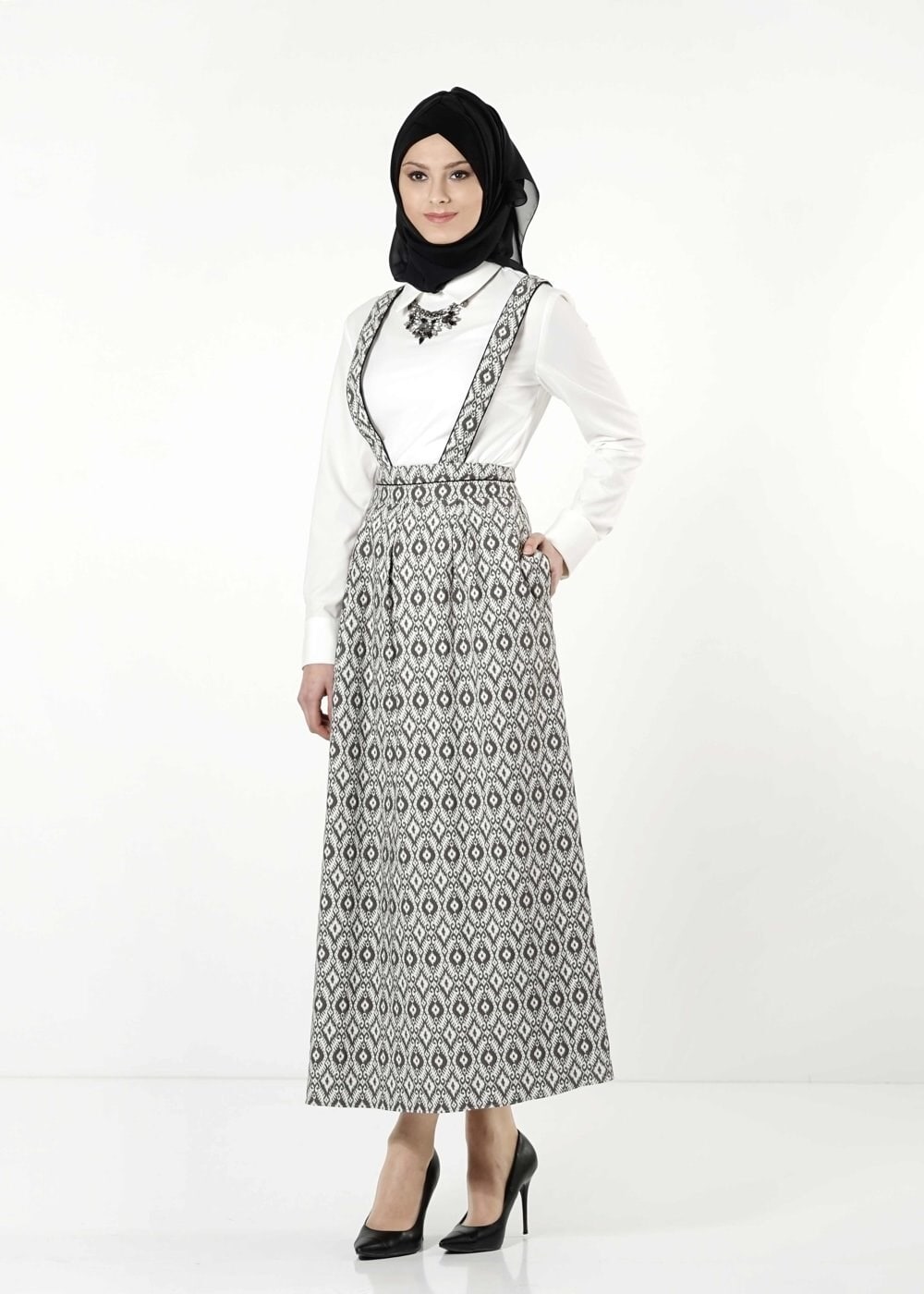 Tesettür giyim HAKİ DESENLİ ASKILI ETEK 6800 