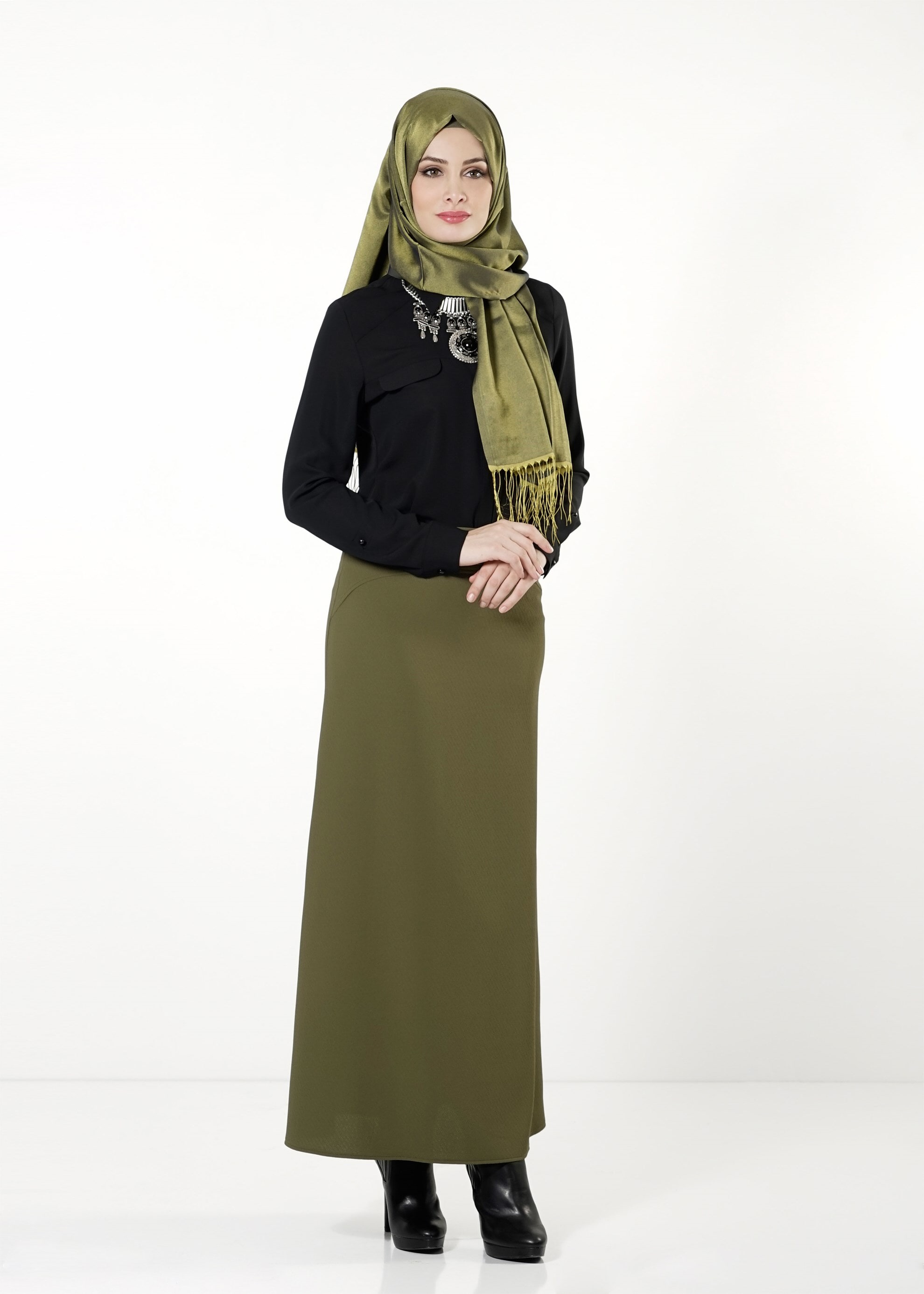 Tesettür giyim YEŞİL A KESİM ETEK 6804 