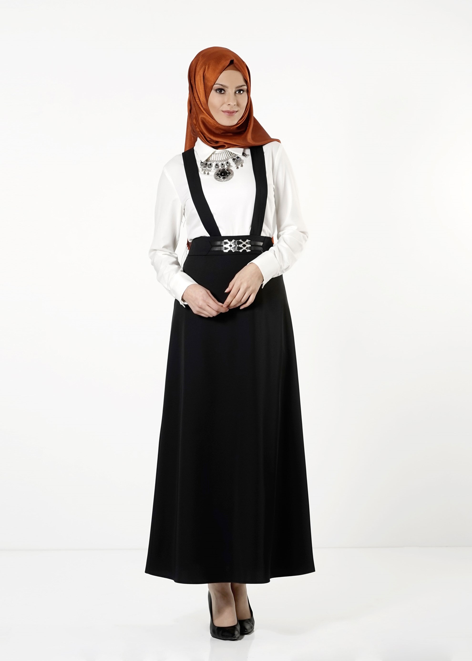 Tesettür giyim SİYAH ÇAPRAZ ASKILI ETEK 6805 