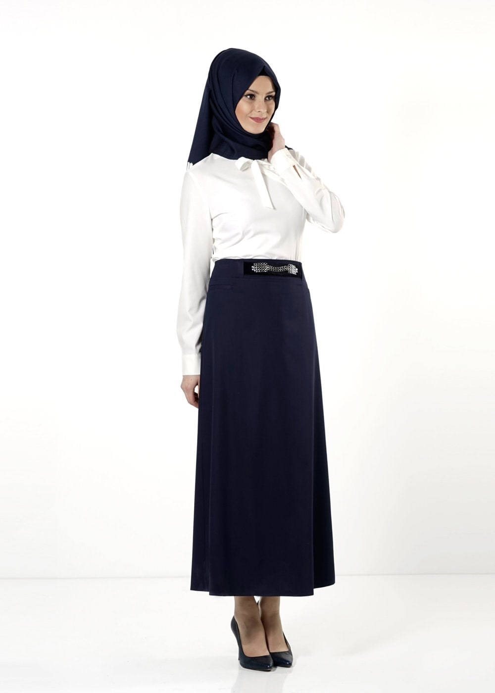 Tesettür giyim LACİVERT ZİNCİR DETAYLI ETEK 6809