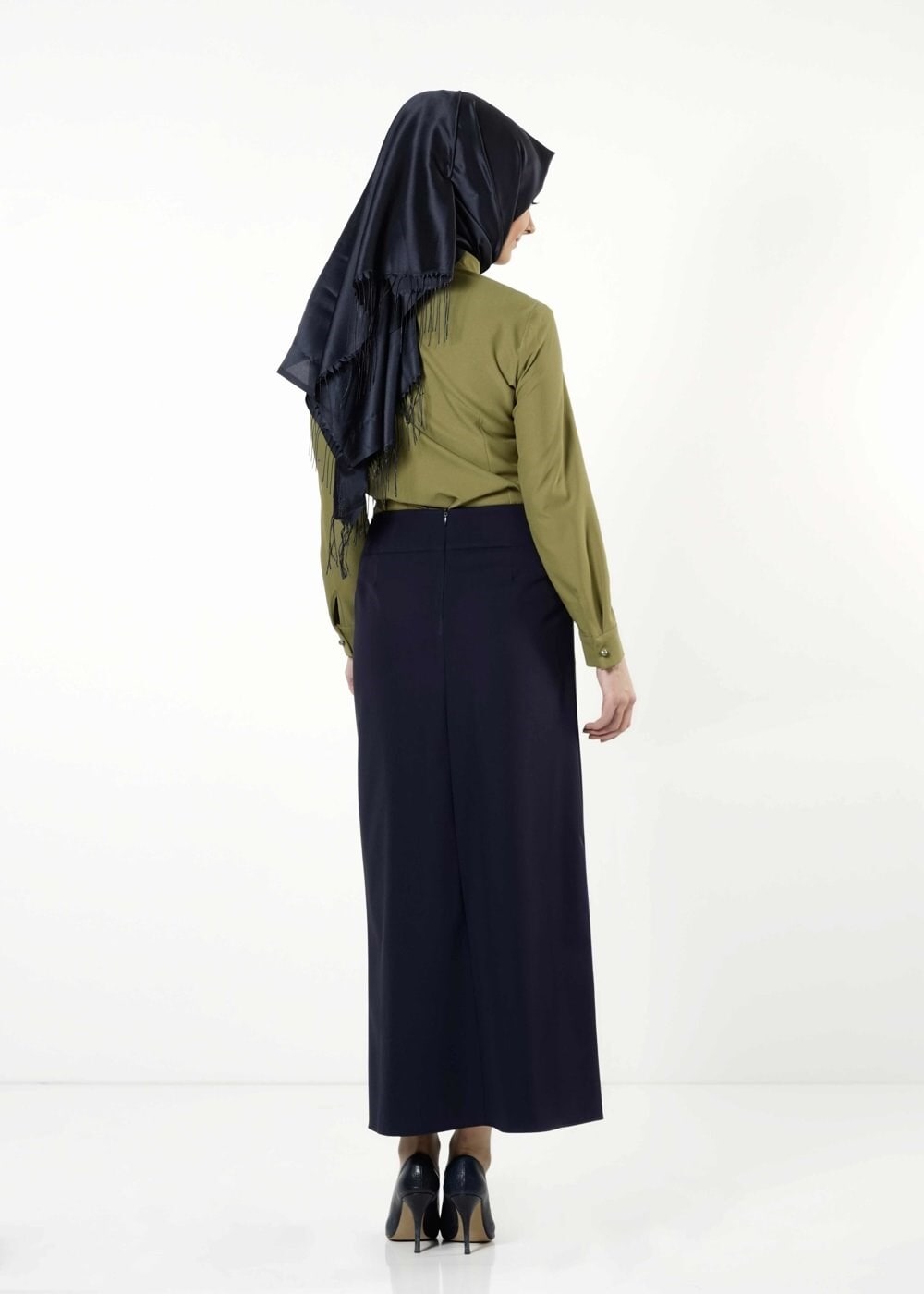 Tesettür giyim LACİVERT İNCİ DETAYLI ETEK 6810 