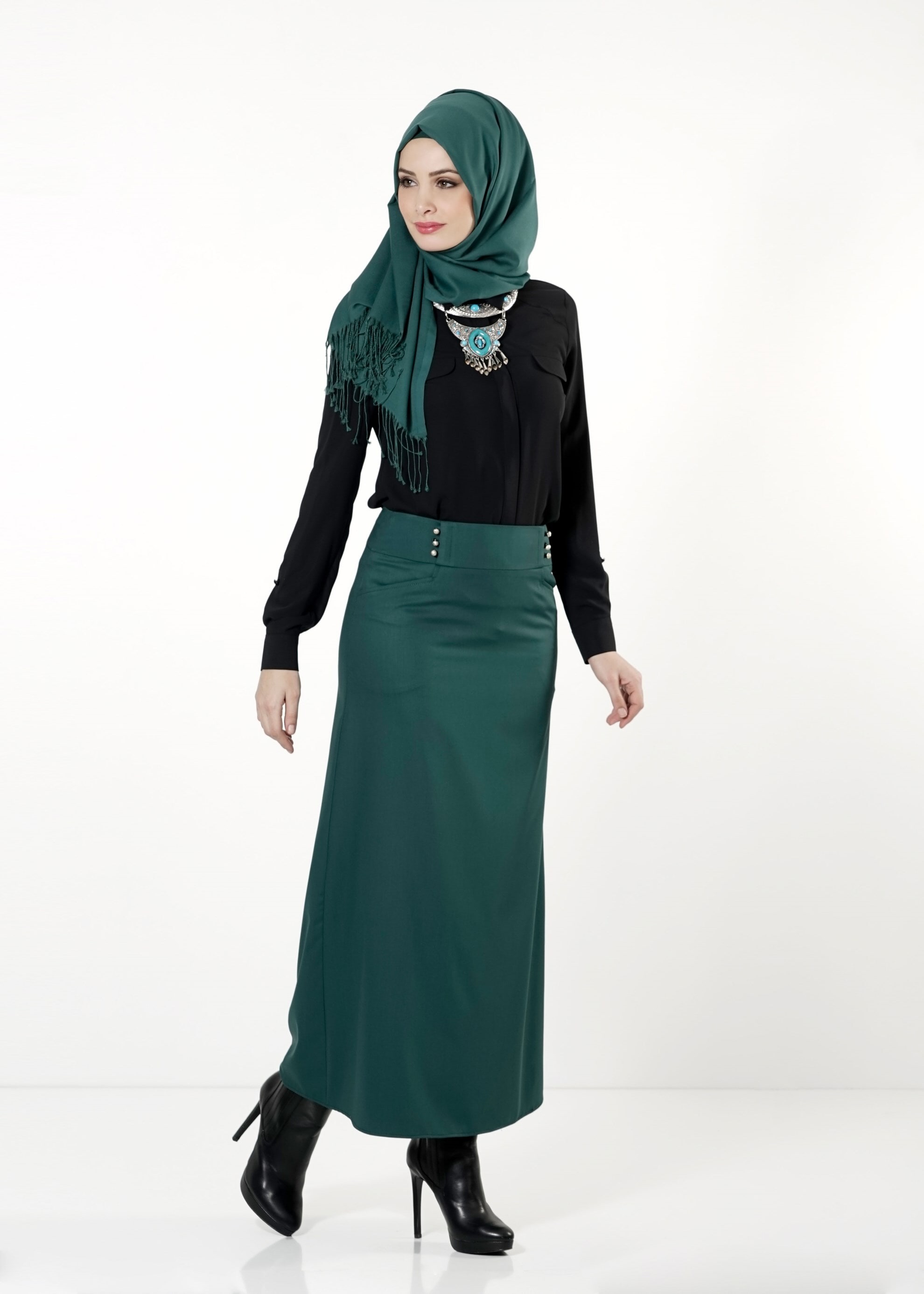 Tesettür giyim YEŞİL İNCİ DETAYLI ETEK 6810 