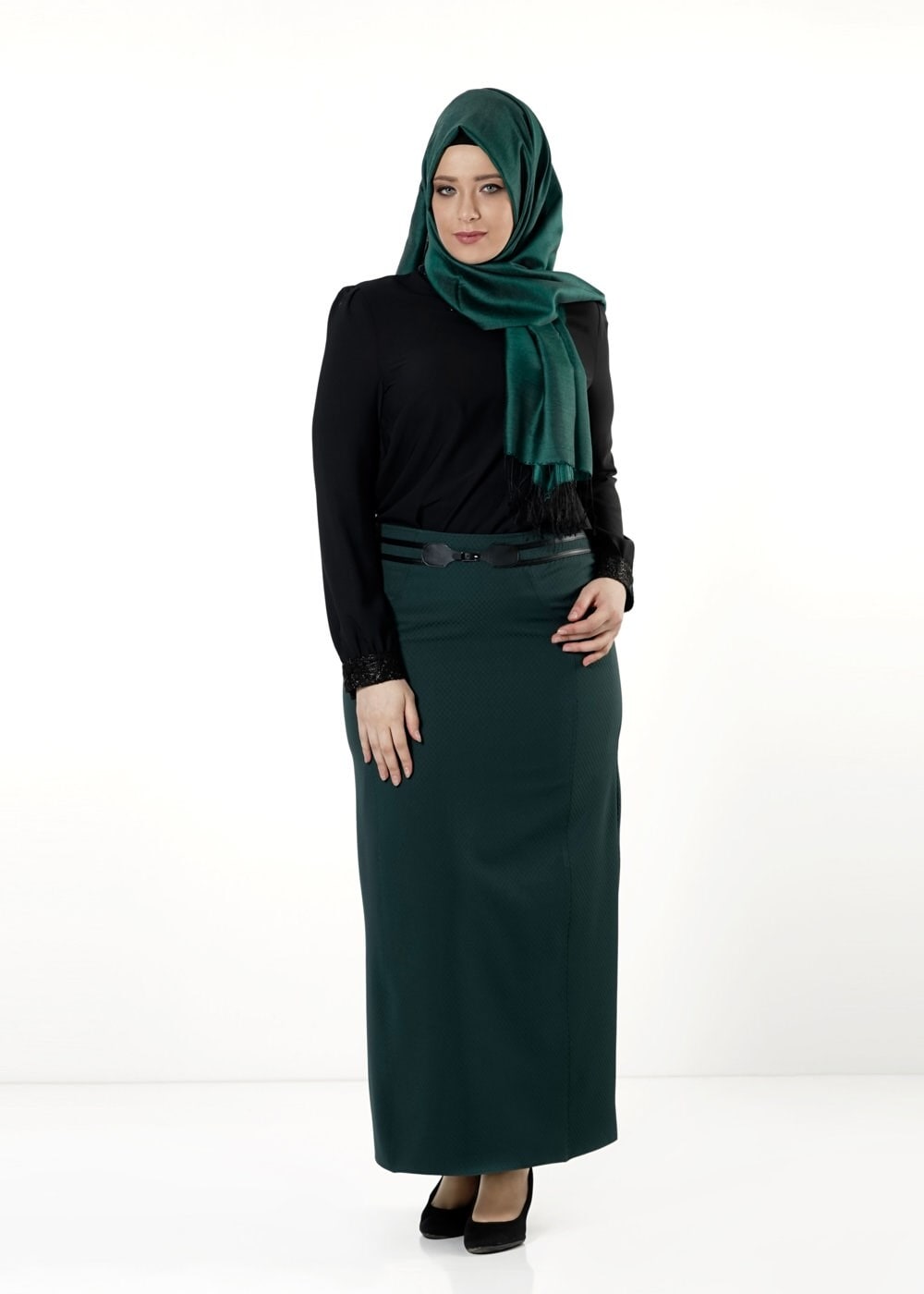 Tesettür giyim YEŞİL DÜZ KESİM ETEK 6811 