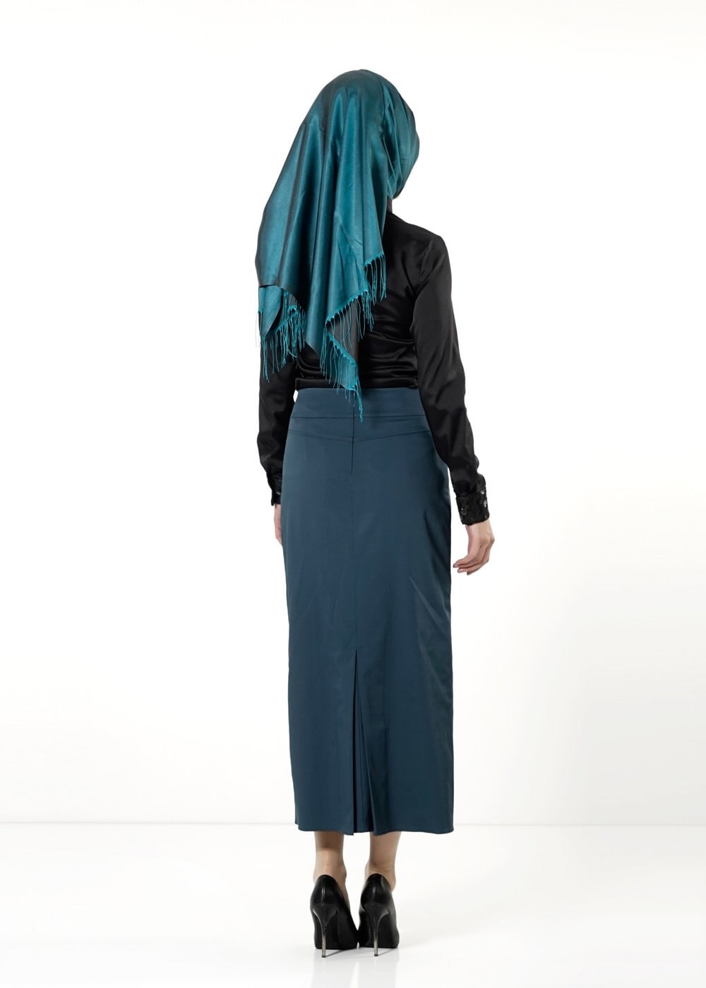 Tesettür giyim MAVİ DÜZ KESİM ETEK 6816 