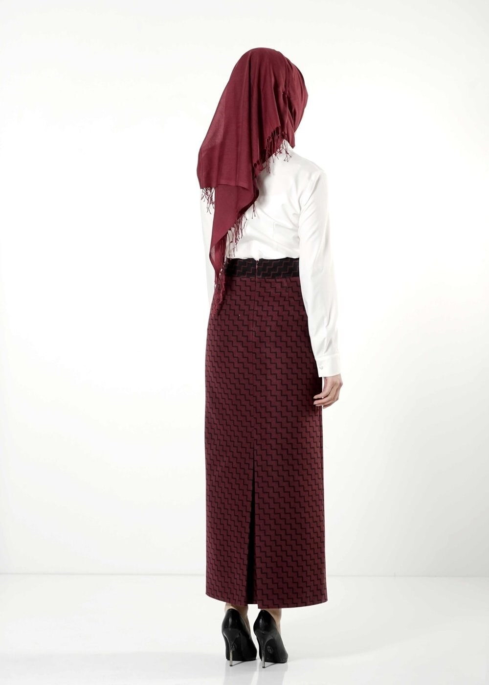 Tesettür giyim BORDO FERMUARLI ETEK 6823 