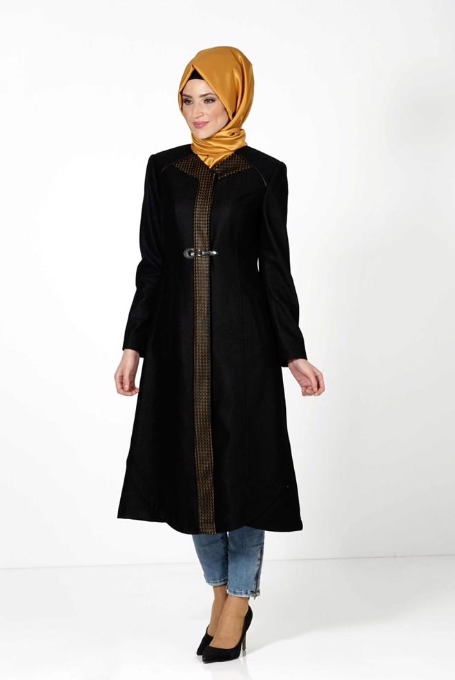 Tesettür giyim SİYAH ÖNÜ TOKA DETAYLI KABAN 9351  - ALVİNA