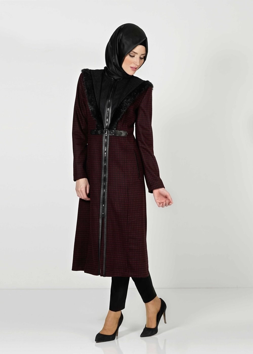 Tesettür giyim BORDO KÜRK DETAYLI KAZAYAĞI DESEN KABAN 9365 