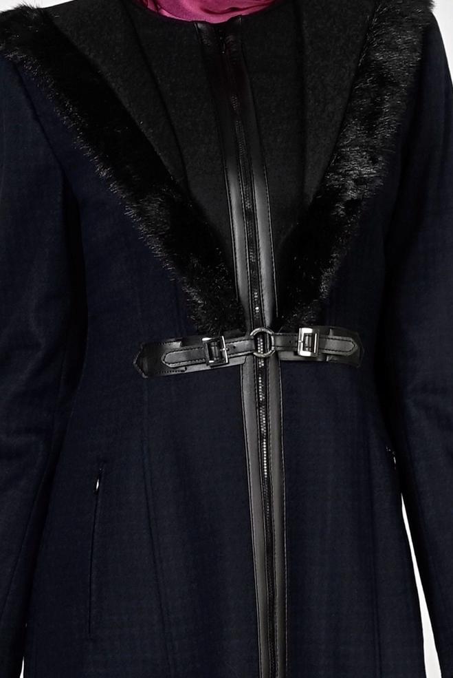 Tesettür giyim LACİVERT KÜRK DETAYLI KAZAYAĞI DESEN KABAN 9365  - ALVİNA