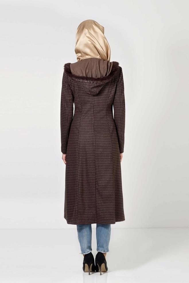 Tesettür giyim VİZON KÜRK DETAYLI KAZAYAĞI DESEN KABAN 9365  - ALVİNA