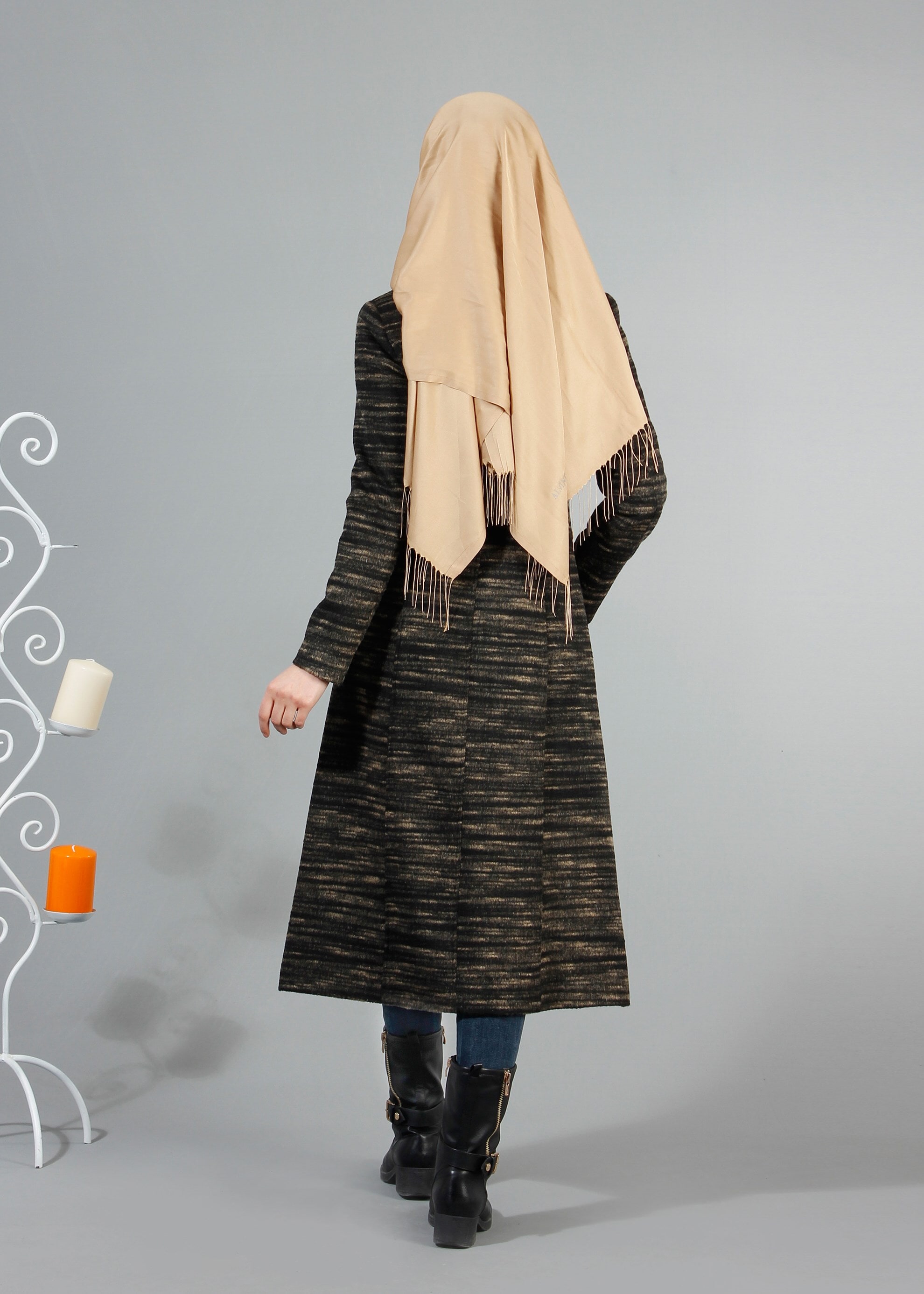 Tesettür giyim KAHVE KIRÇILLI FERMUARLI KABAN 9368 