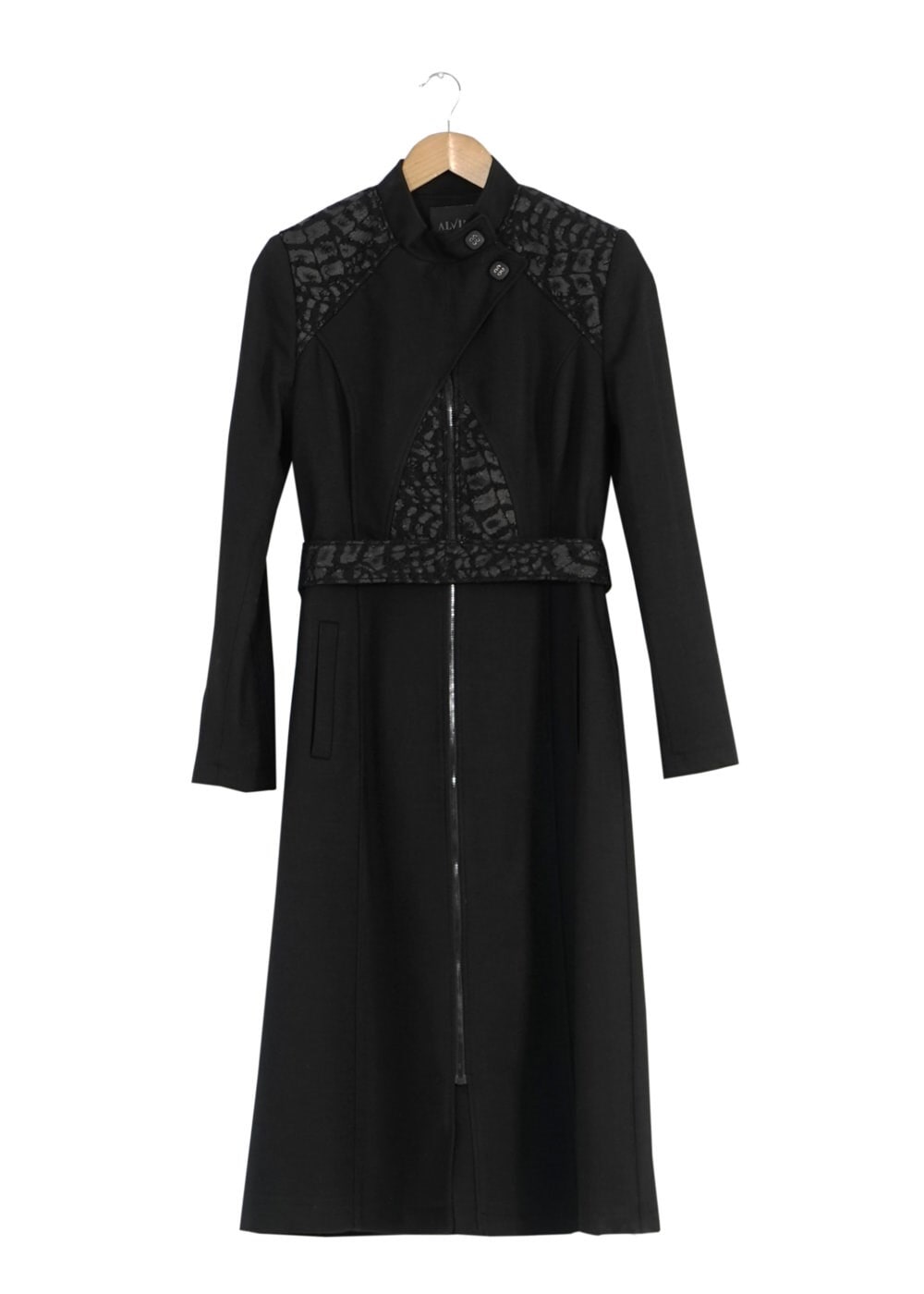 Tesettür giyim SİYAH DESENLİ KABAN 9371 