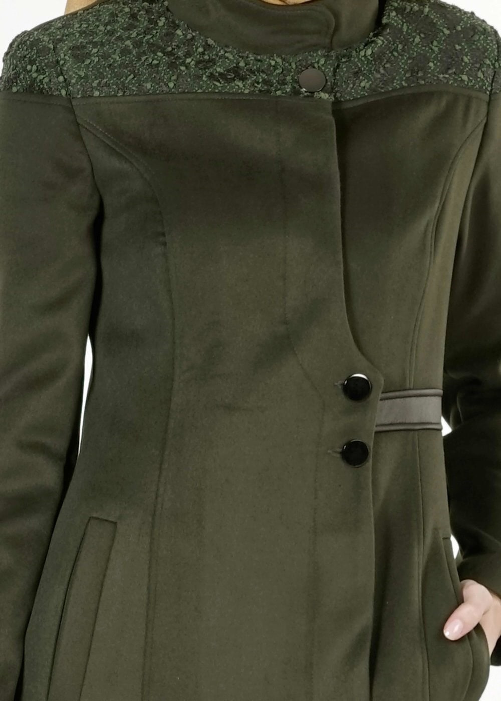 Tesettür giyim YEŞİL DÜĞMELİ KABAN 9397 