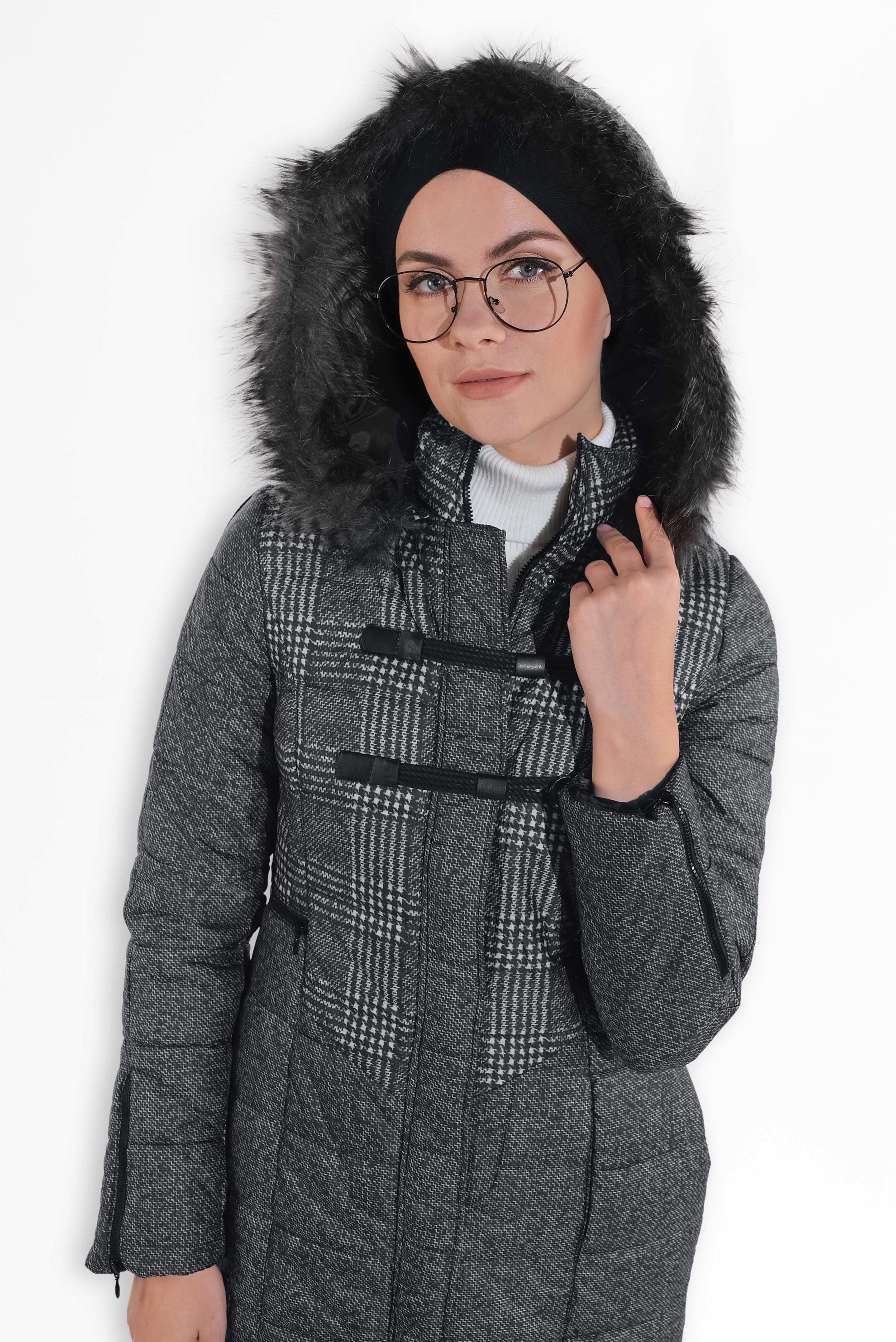 Tesettür giyim SİYAH ALVİNA KAPİTONE KOMBİNLİ KABAN 9400