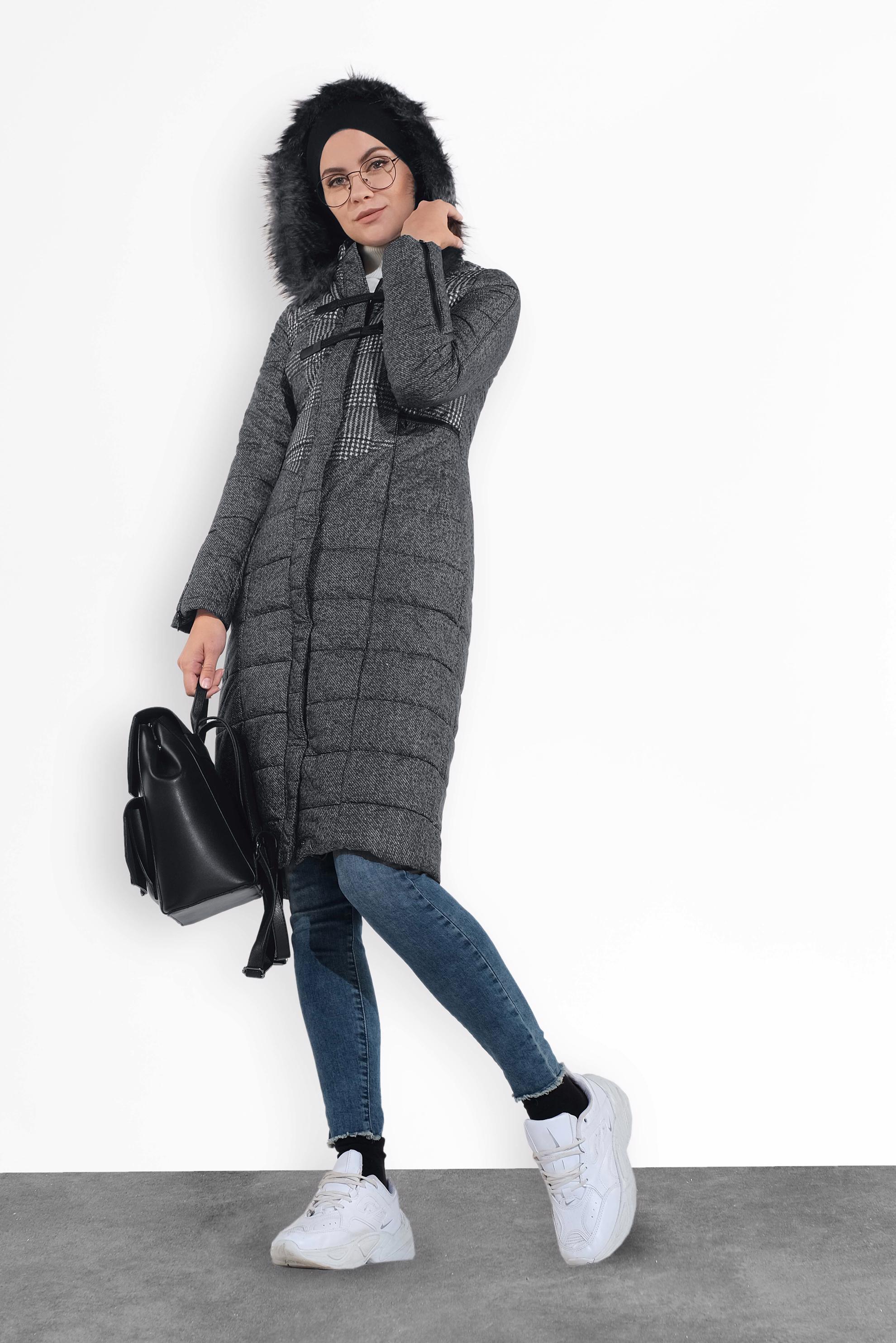 Tesettür giyim SİYAH ALVİNA KAPİTONE KOMBİNLİ KABAN 9400