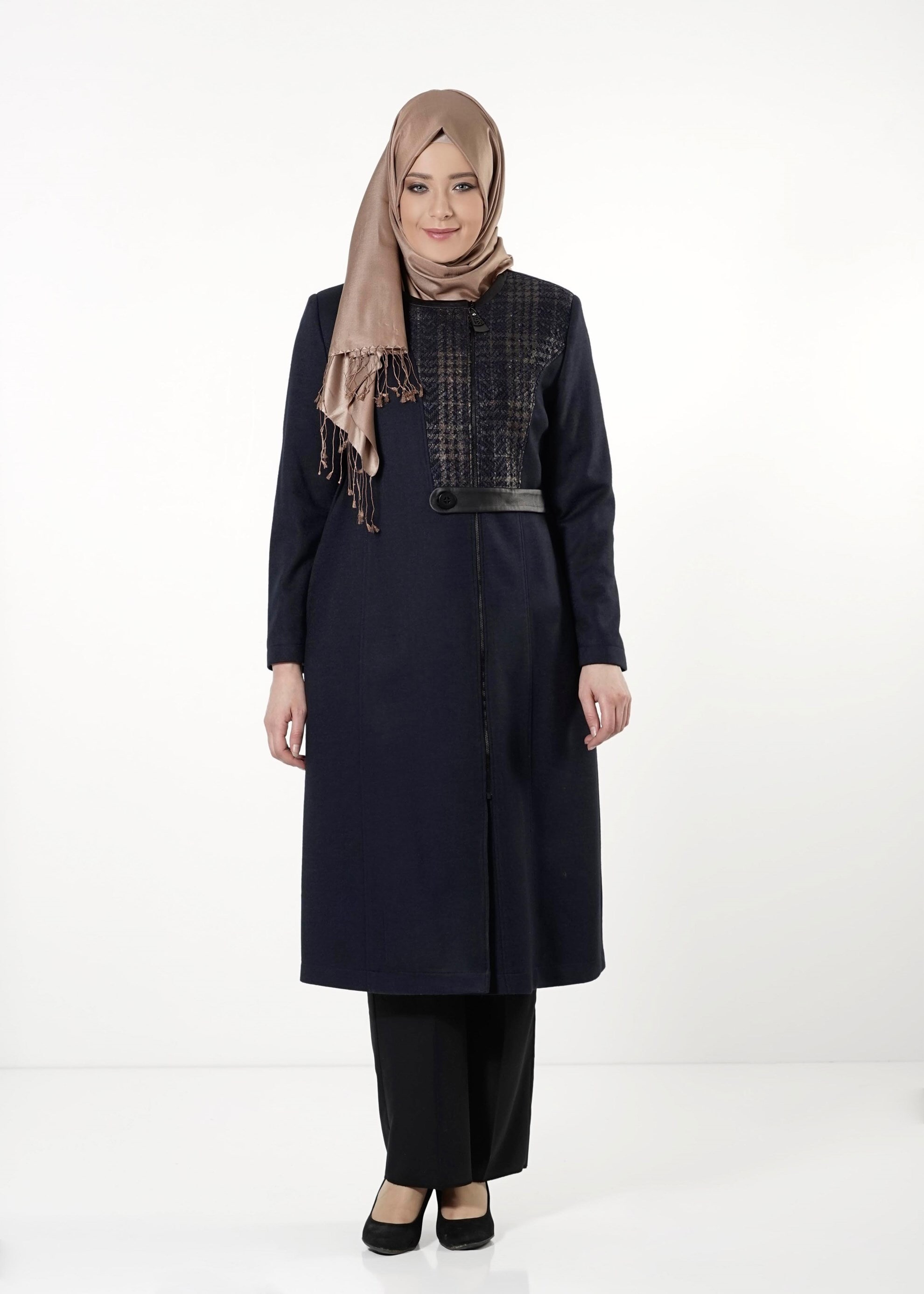Tesettür giyim LACİVERT EKOSE DESEN DETAYLI KABAN 9408 