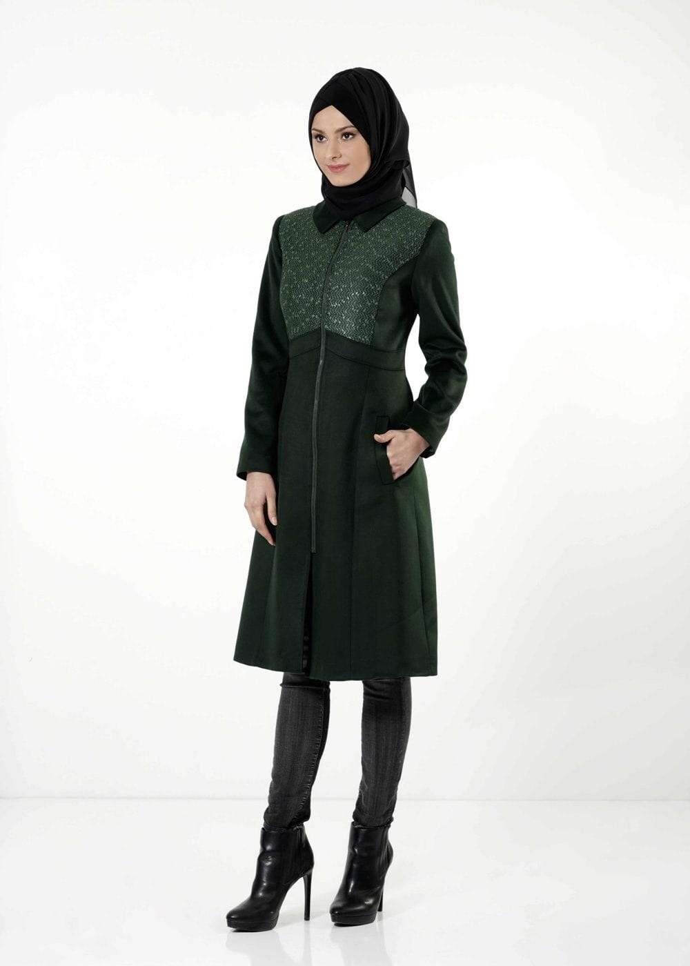 Tesettür giyim YEŞİL FERMUARLI KABAN 9426 