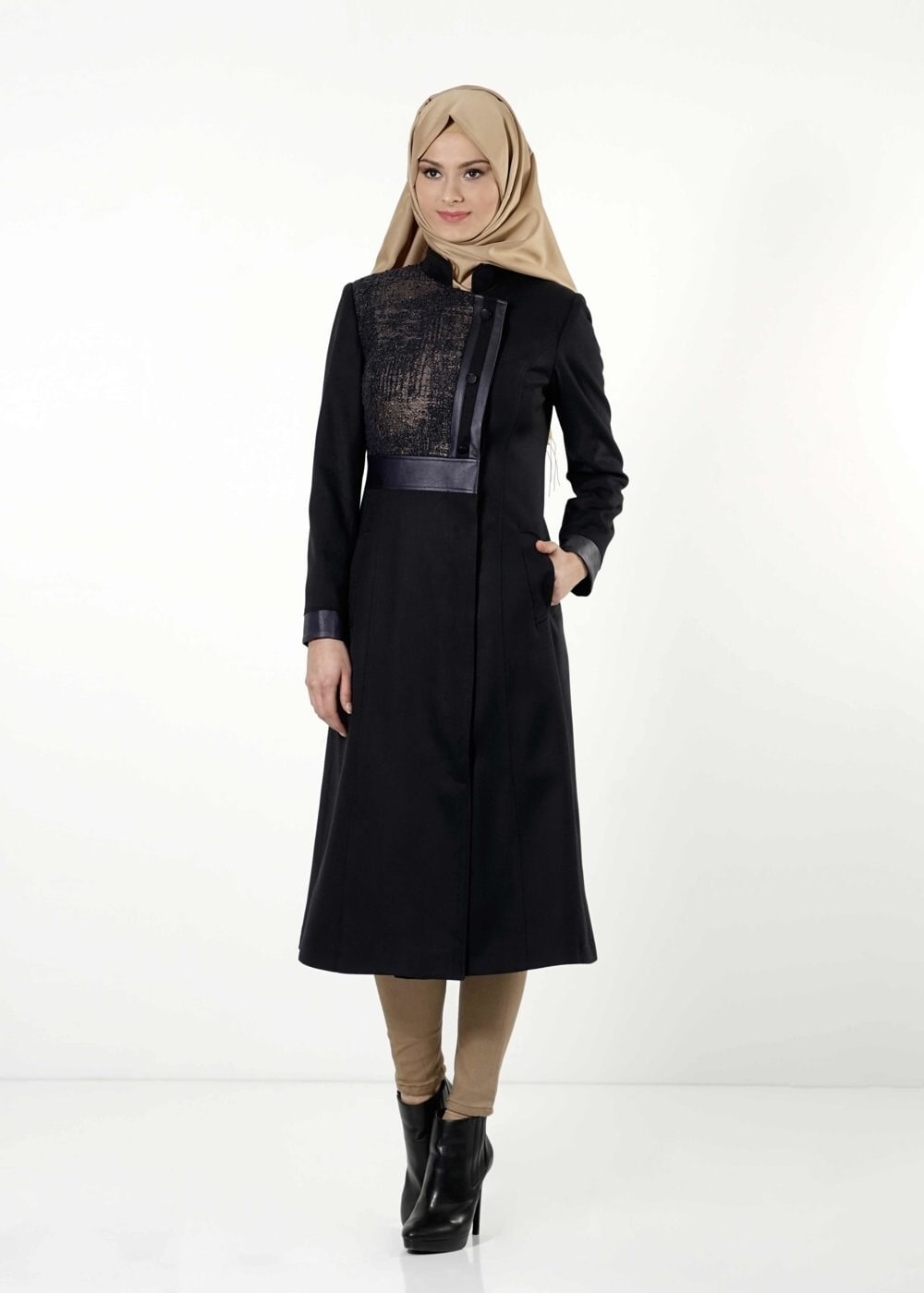 Tesettür giyim LACİVERT DÜĞMELİ KABAN 9427 