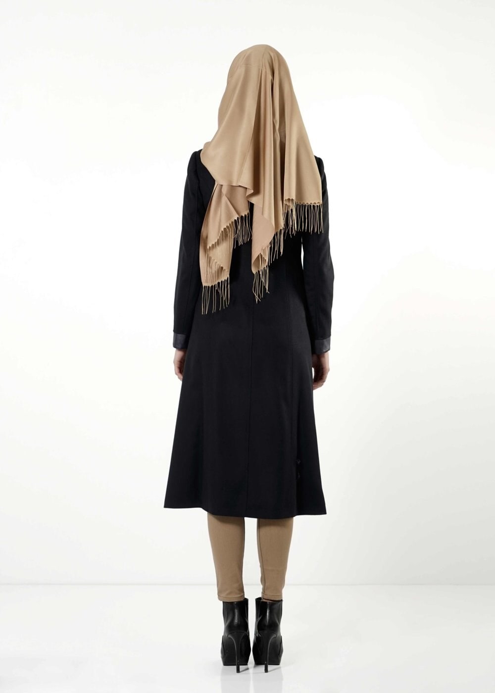 Tesettür giyim LACİVERT DÜĞMELİ KABAN 9427 