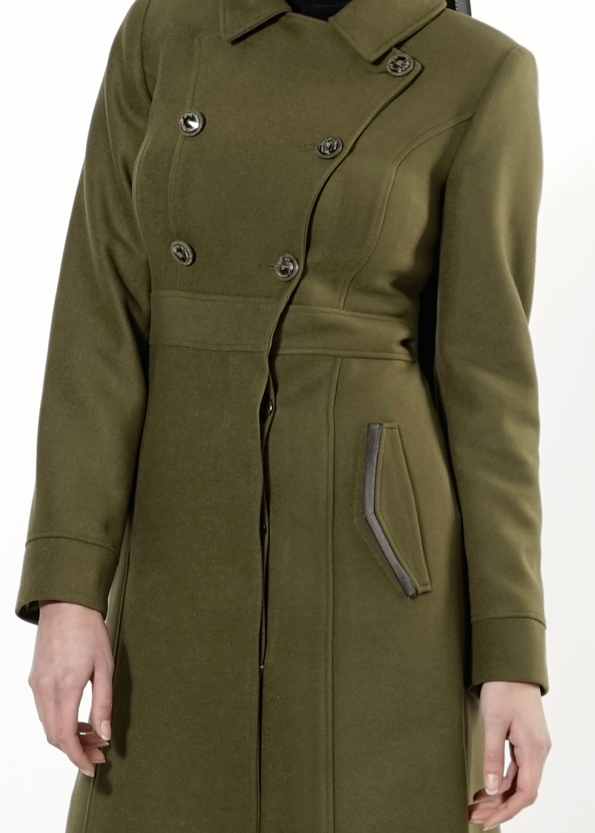 Tesettür giyim HAKİ DÜĞMELİ KABAN 9432 