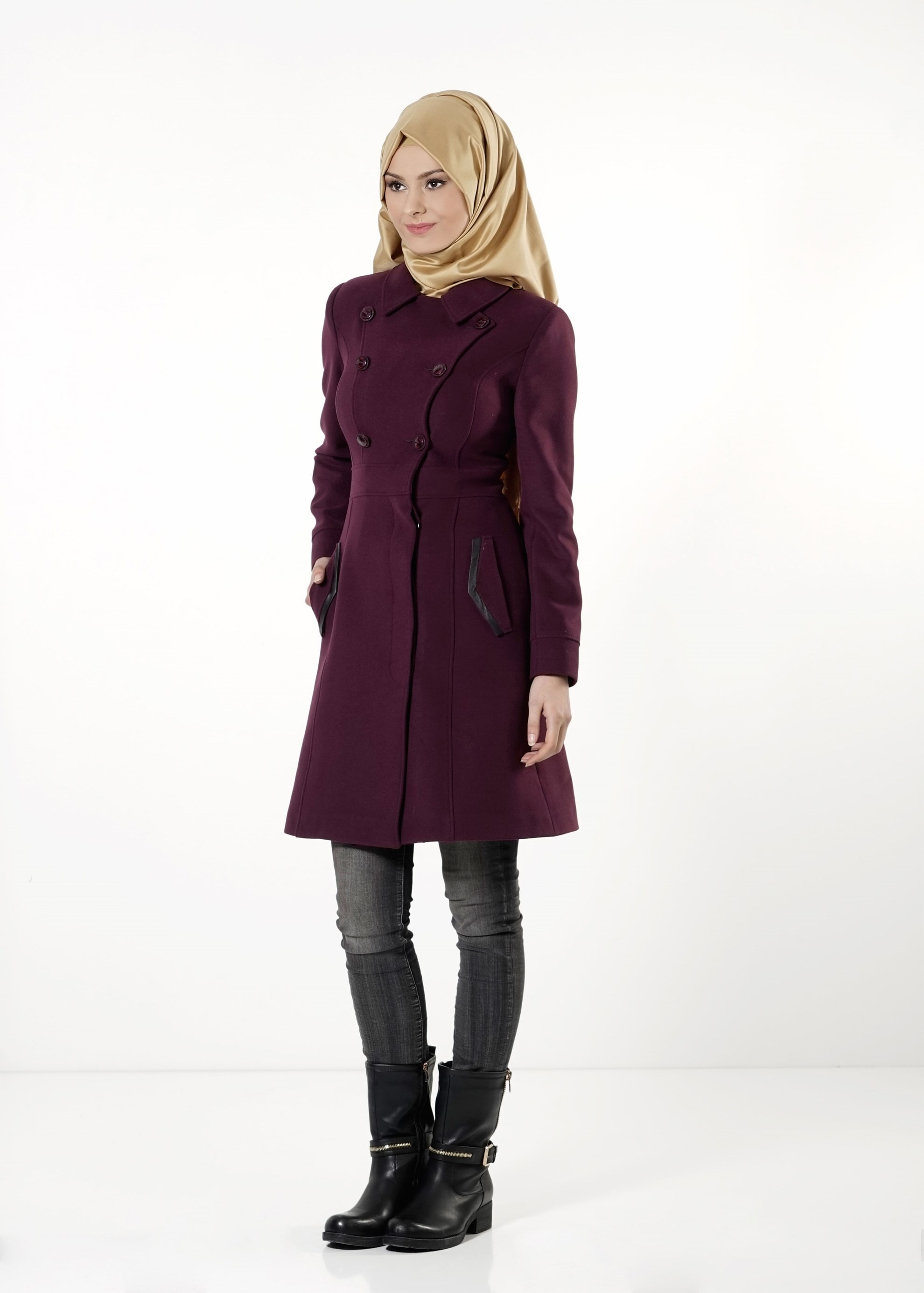Tesettür giyim MÜRDÜM DÜĞMELİ KABAN 9432 