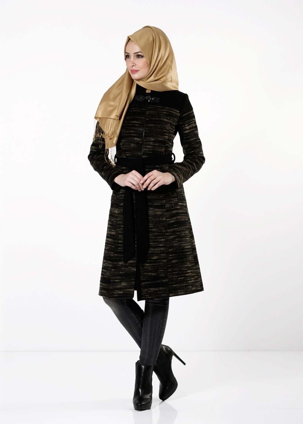 Tesettür giyim KAHVE KUŞAKLI KABAN 9433 