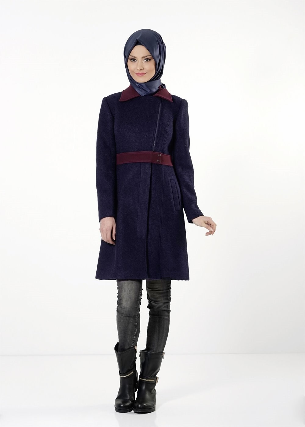 Tesettür giyim LACİVERT FERMUARLI KABAN 9435 
