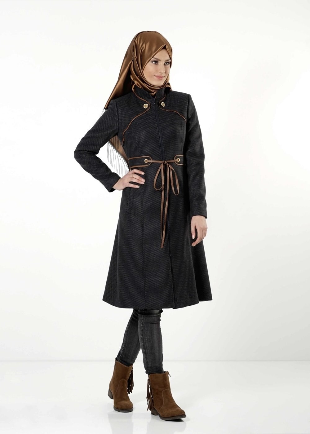 Tesettür giyim LACİVERT KEMERLİ KABAN 9437 