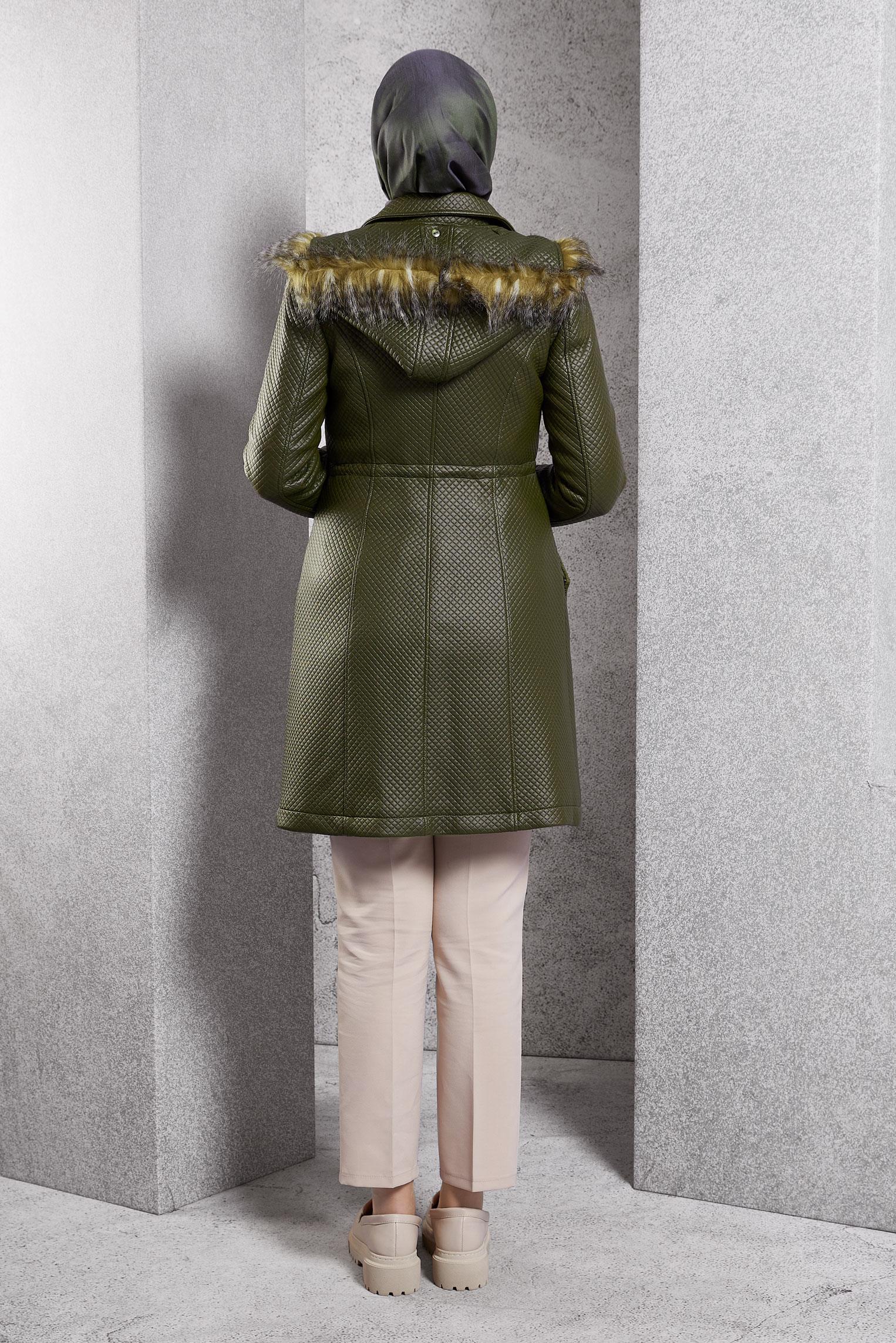 Tesettür giyim HAKİ KAPÜŞONLU KABAN 9439