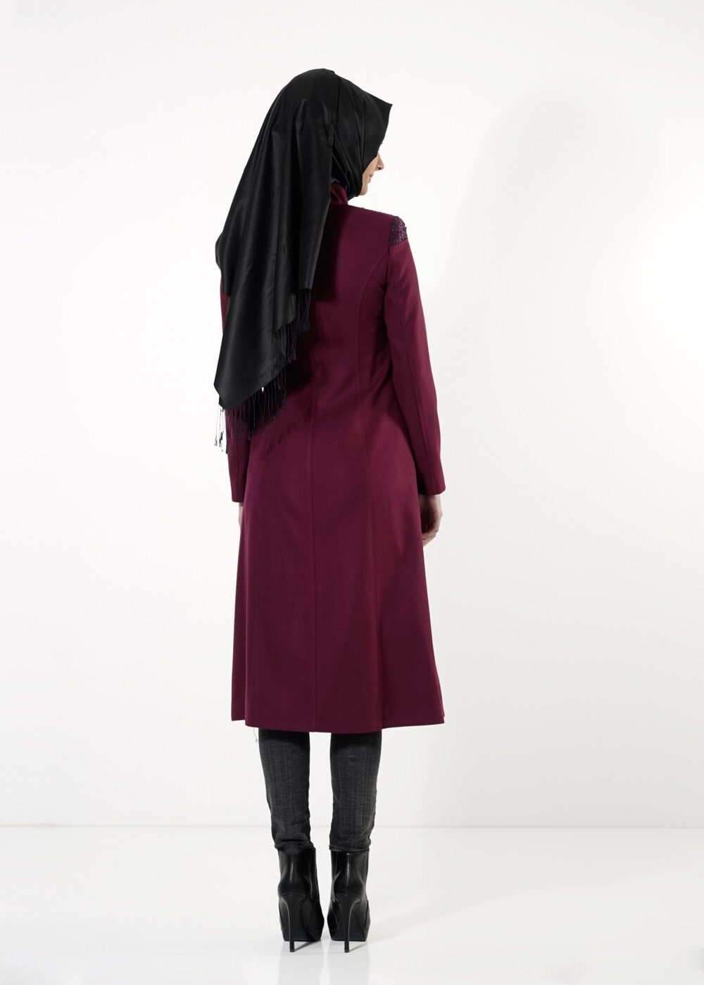 Tesettür giyim MOR DÜĞMELİ KABAN 9397-1 