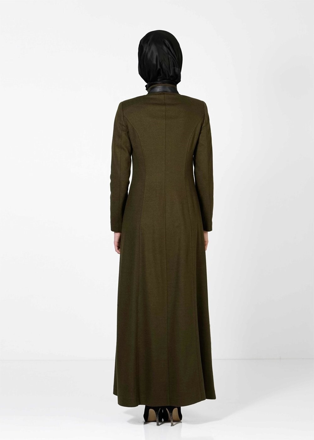 Tesettür giyim HAKİ DERİ DETAYLI FERMUARLI MANTO 9350 