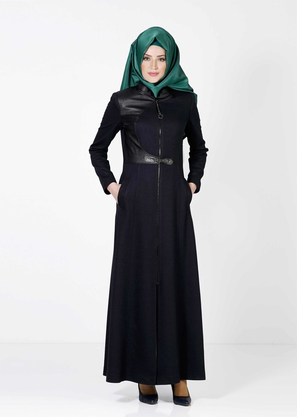 Tesettür giyim LACİVERT DERİ DETAYLI FERMUARLI MANTO 9350 
