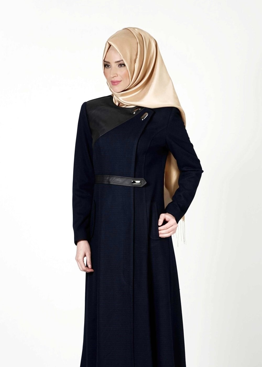 Tesettür giyim LACİVERT TOKA DETAYLI MANTO 9352 