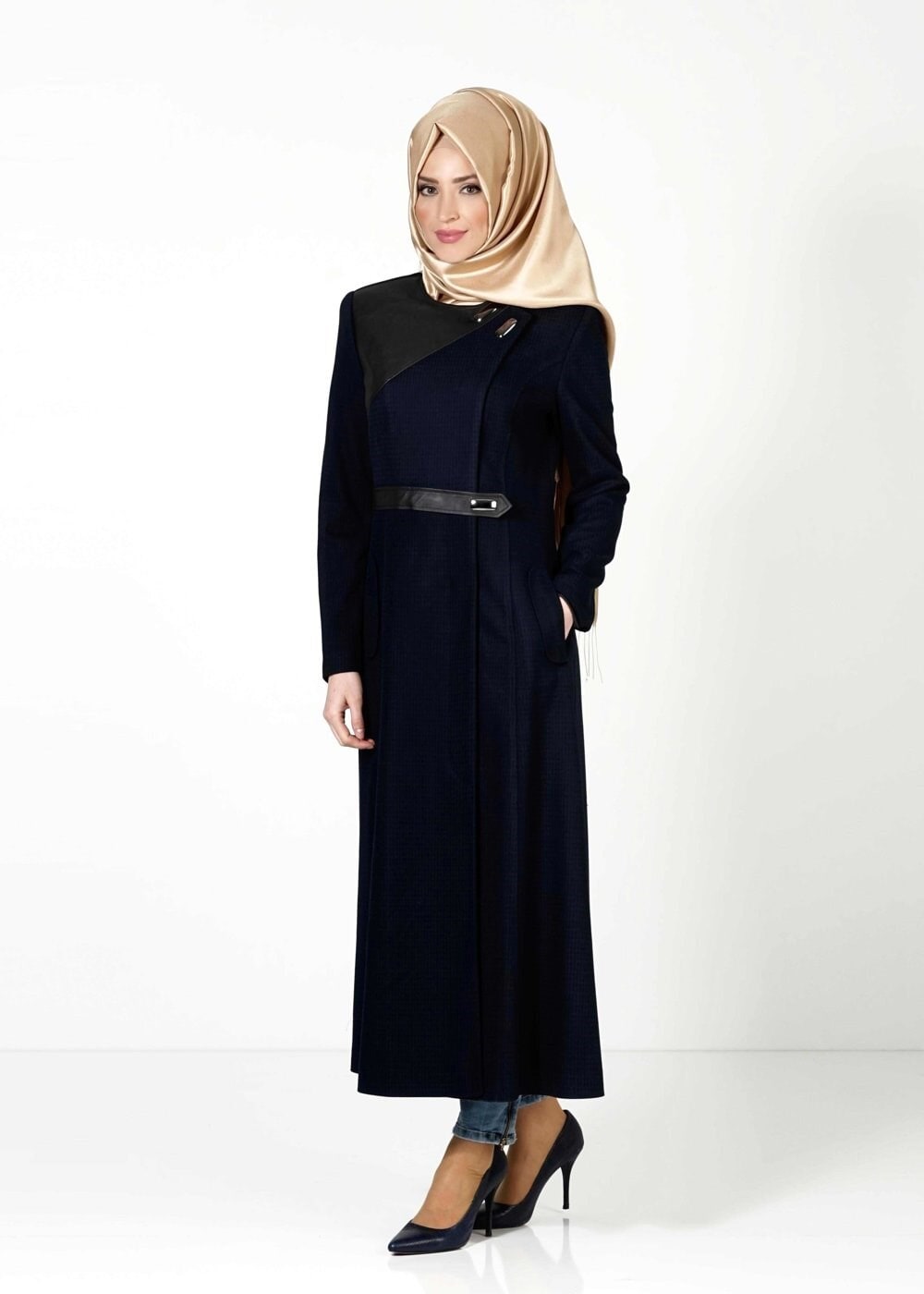 Tesettür giyim LACİVERT TOKA DETAYLI MANTO 9352 