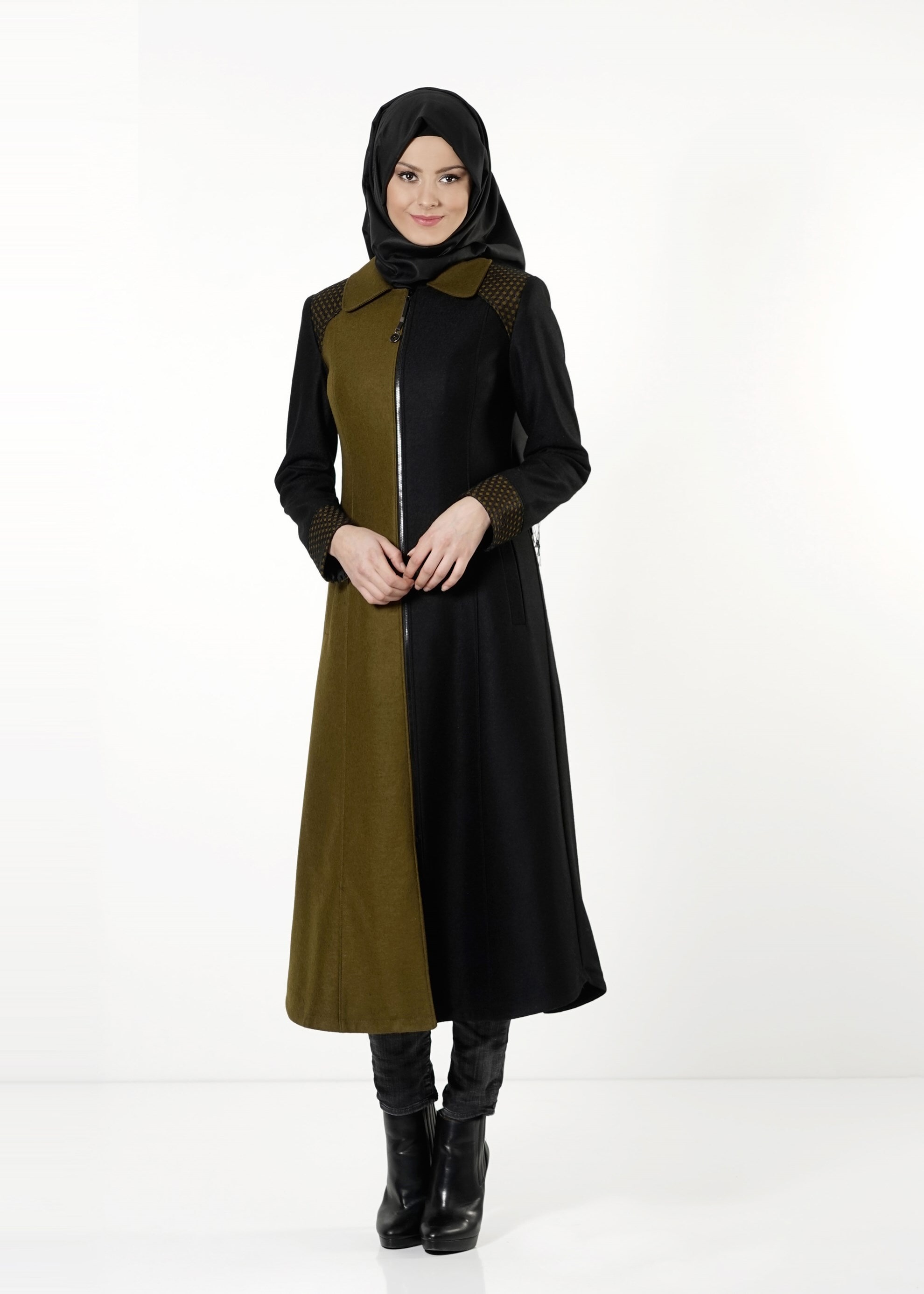 Tesettür giyim YEŞİL İKİ RENKLİ FERMUARLI MANTO 9358 