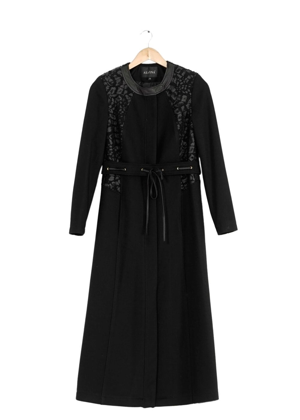 Tesettür giyim SİYAH  DESENLİ KUŞAKLI MANTO 9362