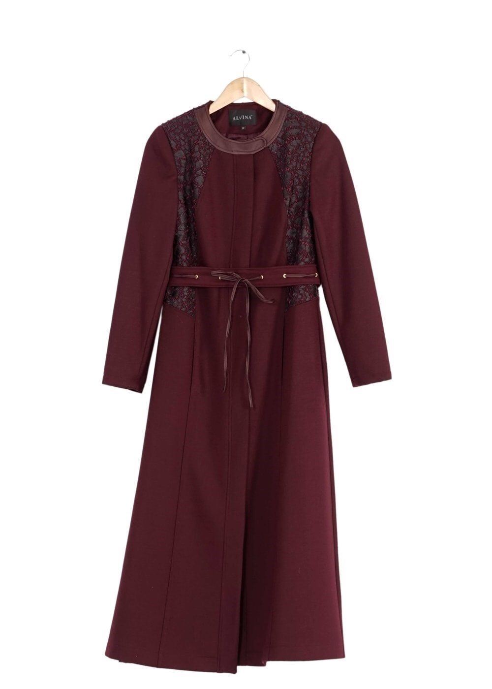 Tesettür giyim MÜRDÜM  DESENLİ KUŞAKLI MANTO 9362