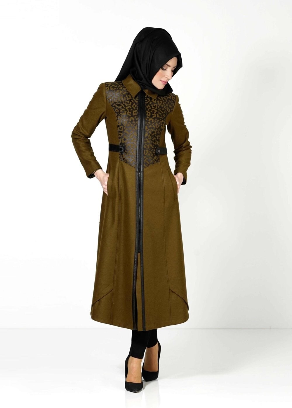Tesettür giyim HAKİ DESENLİ FERMUARLI MANTO 9369 