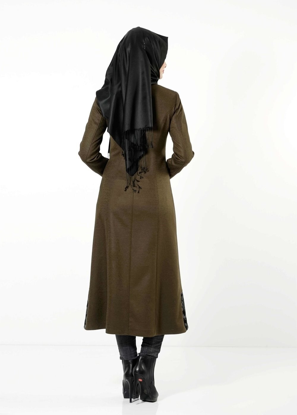 Tesettür giyim HAKİ FERMUARLI ETEK UCU GÜPÜR DETAYLI MANTO 9382