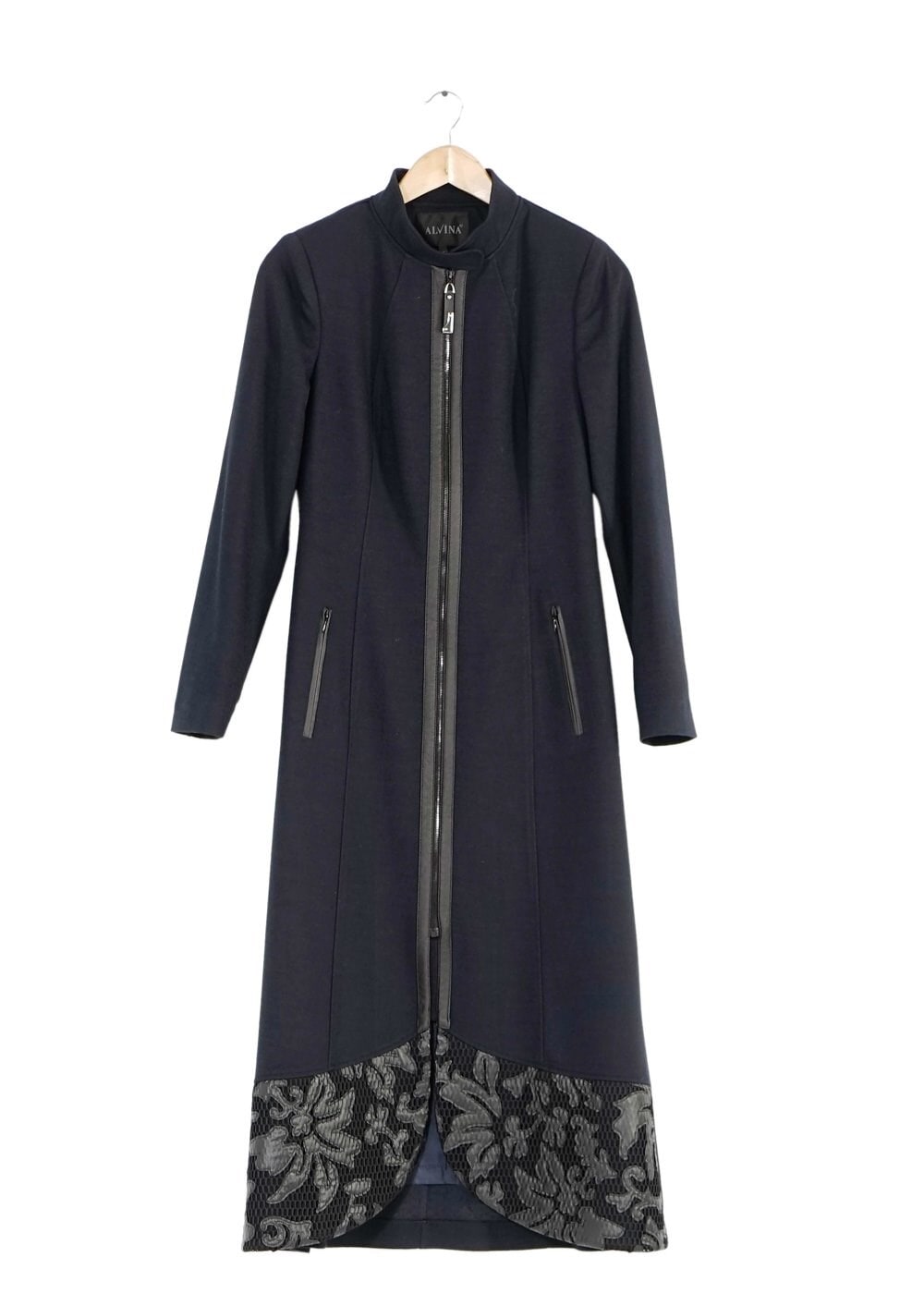 Tesettür giyim LACİVERT FERMUARLI ETEK UCU GÜPÜR DETAYLI MANTO 9382