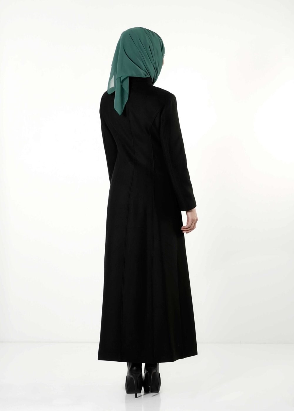 Tesettür giyim SİYAH FERMUARLI MANTO 9396 