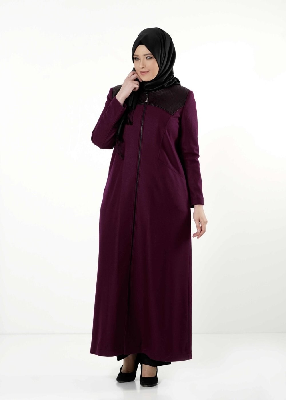 Tesettür giyim BORDO DERİ DETAYLI FERMUARLI MANTO 9410 