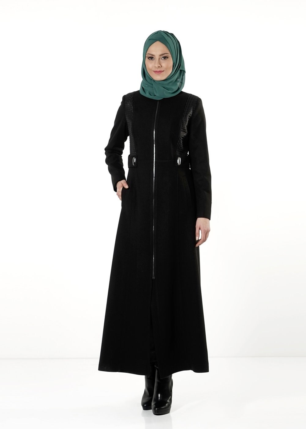 Tesettür giyim SİYAH FERMUARLI MANTO 9442 