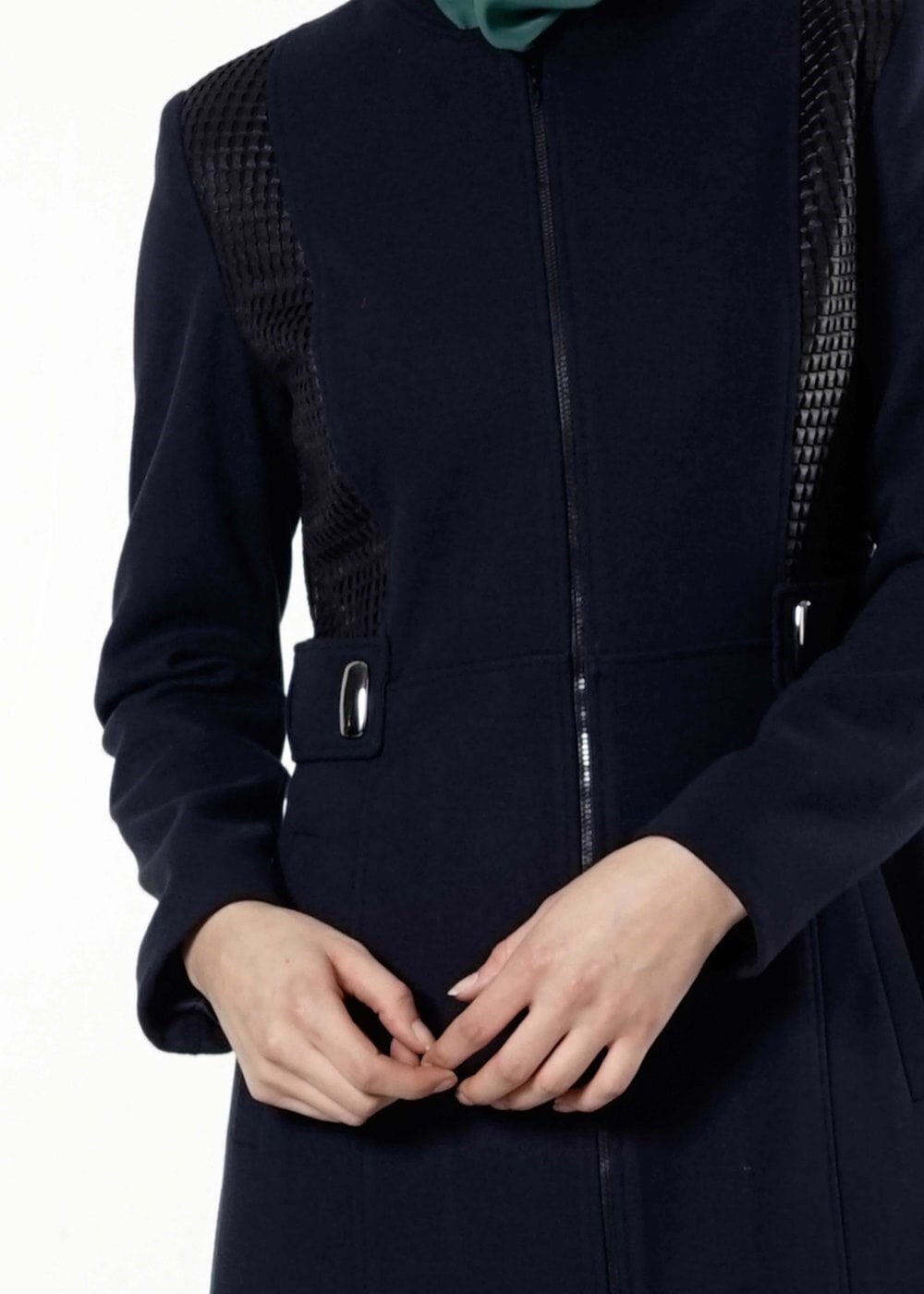 Tesettür giyim LACİVERT FERMUARLI MANTO 9442 