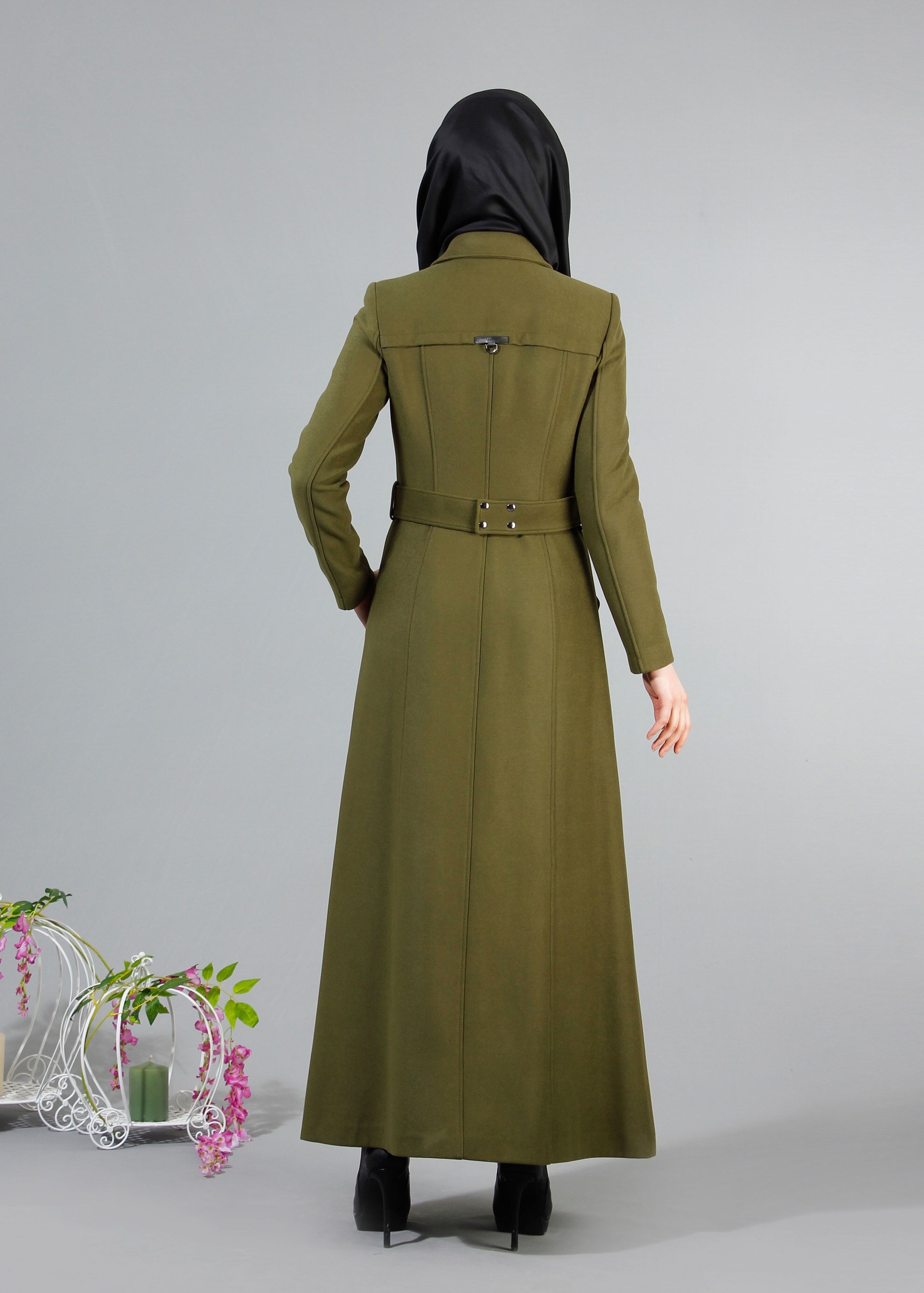 Tesettür giyim YEŞİL DERİ DETAYLI FERMUARLI MANTO 9444 