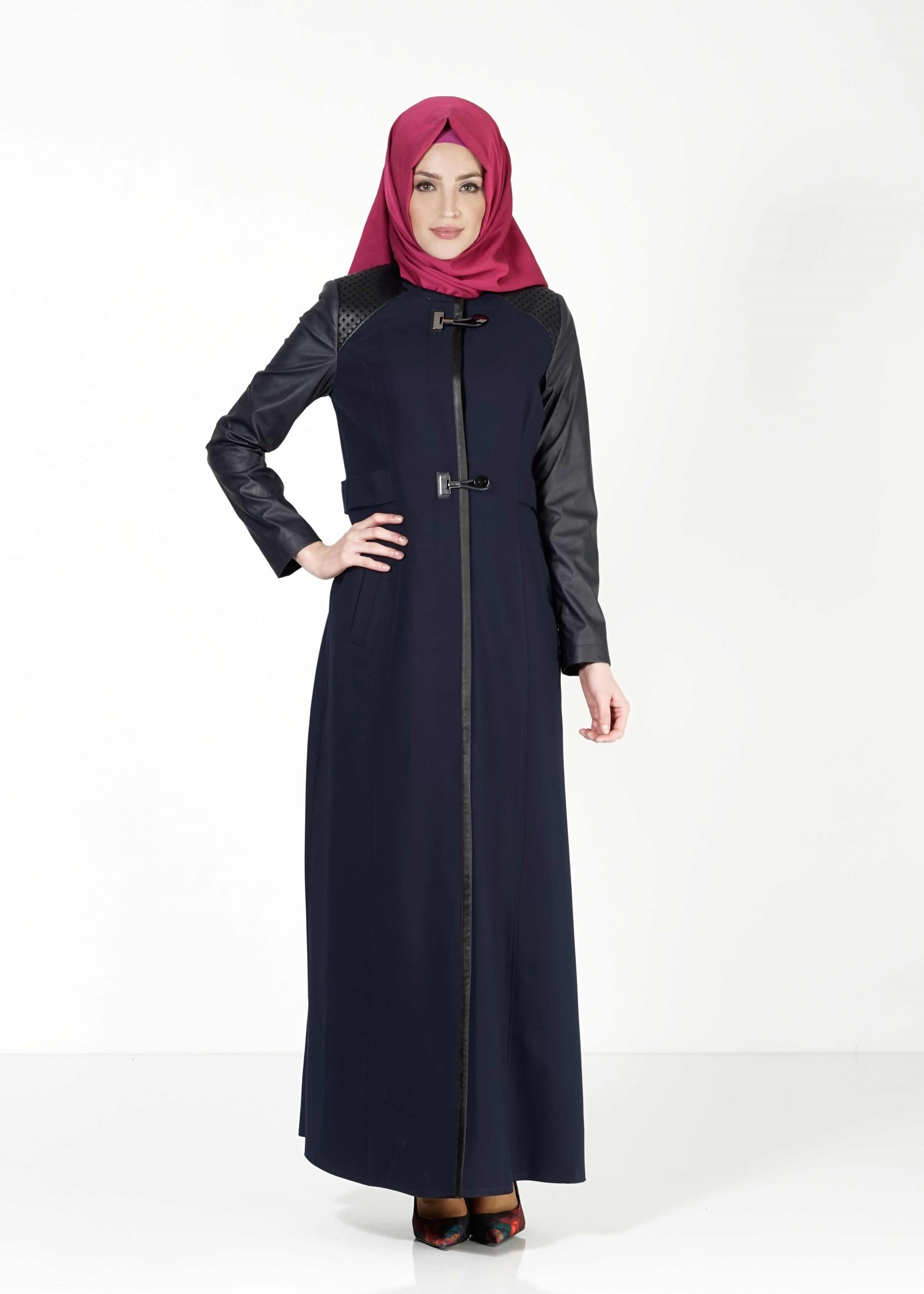 Tesettür giyim LACİVERT FERMUARLI TOKALI PARDESÜ 1600