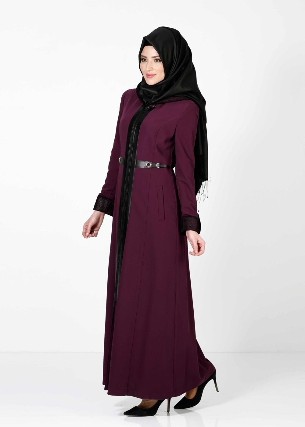 Tesettür giyim MOR KAPÜŞONLU FERMUARLI PARDESÜ 1607 