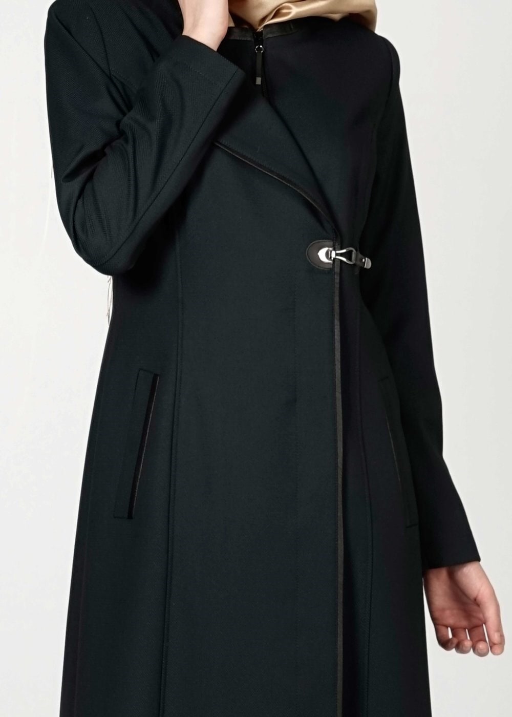 Tesettür giyim YEŞİL ÖNÜ TOKALI PARDESÜ 1608 